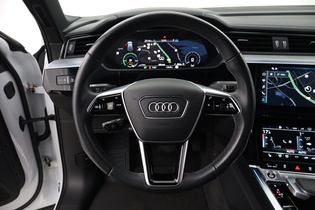 Audi Q8 e-tron vaihtoauto