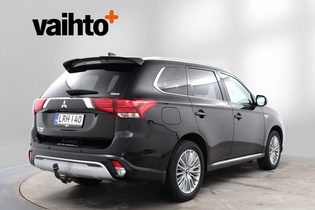 Mitsubishi Outlander PHEV vaihtoauto