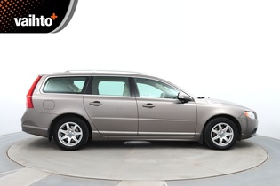 Volvo V70 vaihtoauto