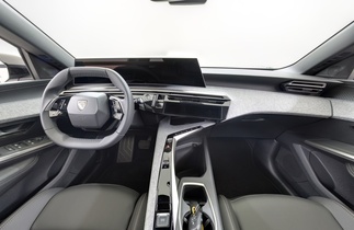 Peugeot E-5008 vaihtoauto