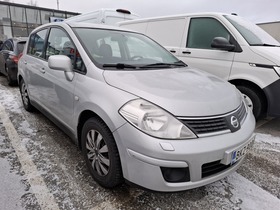 Nissan Tiida vaihtoauto