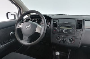 Nissan Tiida vaihtoauto