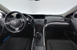 Honda Accord vaihtoauto