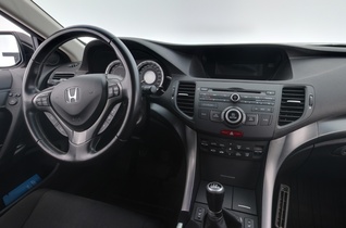 Honda Accord vaihtoauto