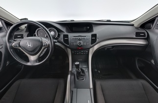 Honda Accord vaihtoauto