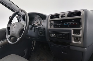 Toyota Hiace vaihtoauto