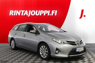 Toyota Auris vaihtoauto