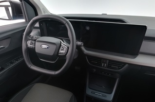 Ford Tourneo Courier vaihtoauto