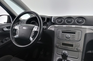 Ford S-MAX vaihtoauto