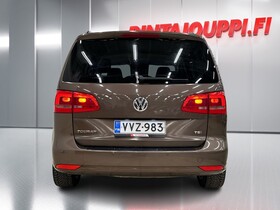 Volkswagen Touran vaihtoauto