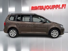 Volkswagen Touran vaihtoauto