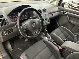 Volkswagen Touran vaihtoauto