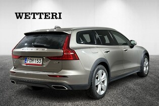 Volvo V60 Cross Country vaihtoauto