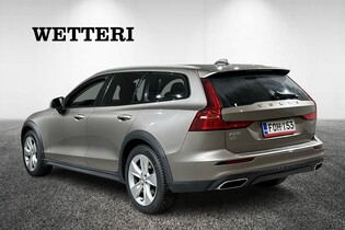Volvo V60 Cross Country vaihtoauto