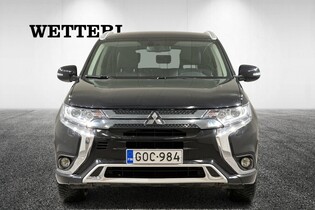 Mitsubishi Outlander PHEV vaihtoauto