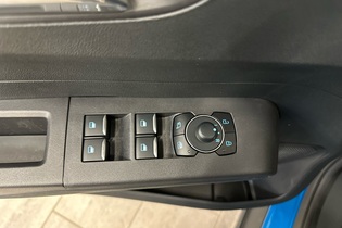 Ford Tourneo Courier vaihtoauto