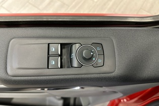 Ford Tourneo Custom vaihtoauto