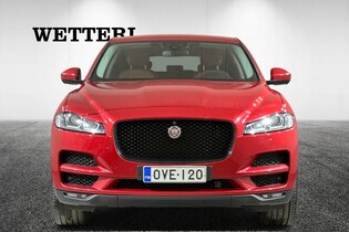 Jaguar F-PACE vaihtoauto