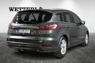 Ford S-MAX vaihtoauto