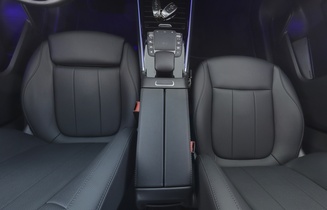 Mercedes-Benz EQA vaihtoauto