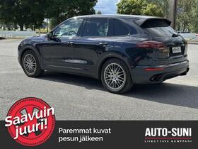 Porsche Cayenne vaihtoauto
