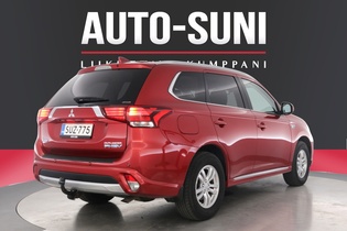 Mitsubishi Outlander PHEV vaihtoauto