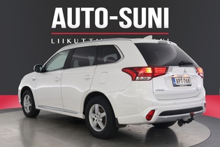Mitsubishi Outlander PHEV vaihtoauto