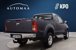 Toyota Hilux vaihtoauto