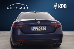 Alfa Romeo Giulia vaihtoauto