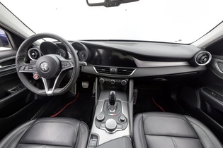 Alfa Romeo Giulia vaihtoauto