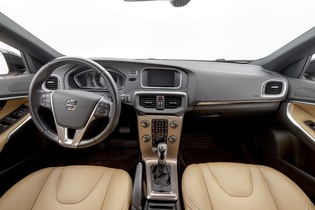 Volvo V40 Cross Country vaihtoauto
