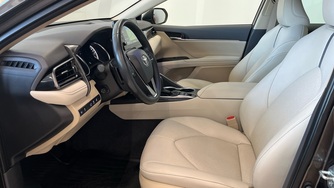 Toyota Camry vaihtoauto