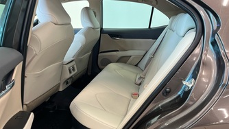 Toyota Camry vaihtoauto