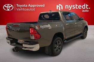 Toyota Hilux vaihtoauto