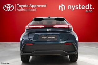 Toyota C-HR vaihtoauto