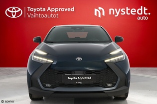 Toyota C-HR vaihtoauto