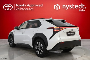 Toyota bZ4X vaihtoauto