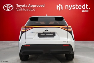 Toyota bZ4X vaihtoauto