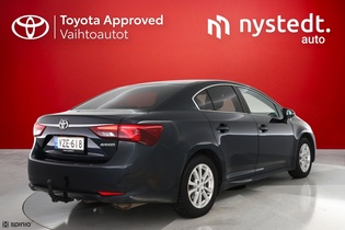 Toyota Avensis vaihtoauto
