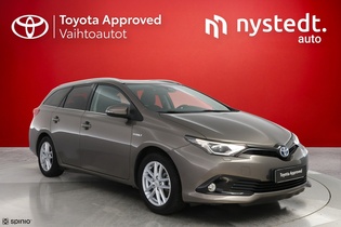 Toyota Auris vaihtoauto