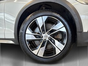 Volvo V60 Cross Country vaihtoauto