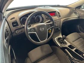 Opel Insignia vaihtoauto