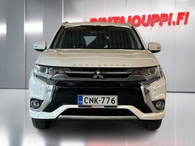 Mitsubishi Outlander PHEV vaihtoauto