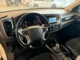 Mitsubishi Outlander PHEV vaihtoauto