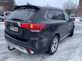 Mitsubishi Outlander PHEV vaihtoauto