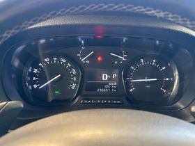 Opel Vivaro vaihtoauto