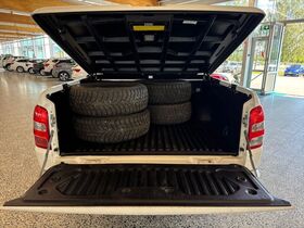 Mitsubishi L200 vaihtoauto