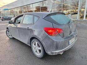 Opel Astra vaihtoauto
