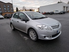 Toyota Auris vaihtoauto