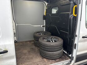 Ford Transit vaihtoauto